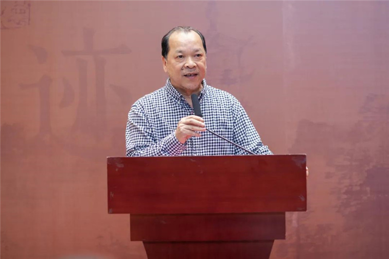 5本次展覽的藝術(shù)家、桂林市美術(shù)家協(xié)會(huì )名譽(yù)主席、廣西師范大學(xué)原副校長(cháng)白曉軍致答謝辭.jpg