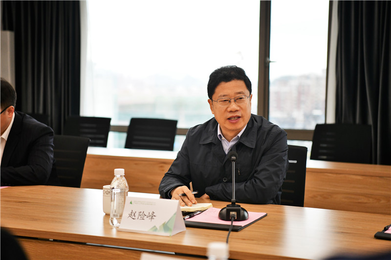 燕山大學(xué)黨委書(shū)記趙險峰講話(huà).jpg