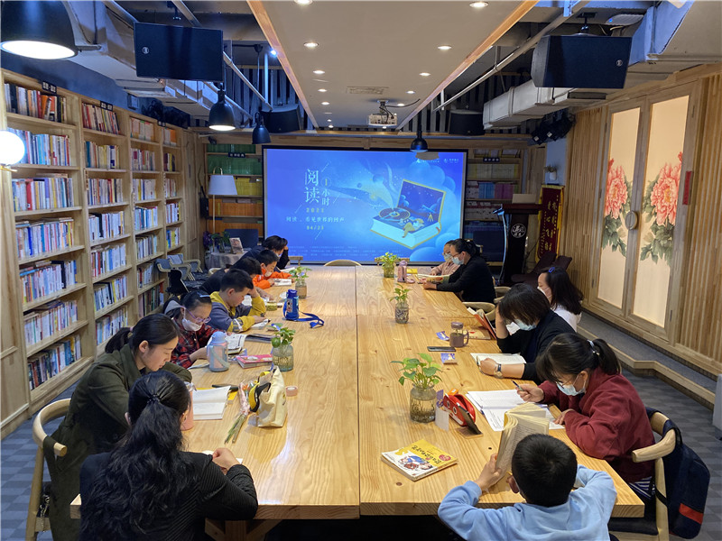 張家口·理想書(shū)店(阿寧 攝).jpg 張家口·理想書(shū)店(阿寧 攝).jpg