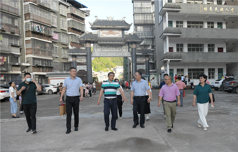 DSC_9054.jpg DSC_9054.jpg