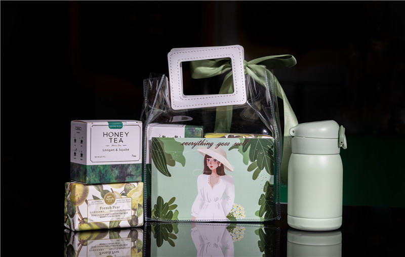 節日紀念品(黃珊虎 攝).jpg 節日紀念品(黃珊虎 攝).jpg