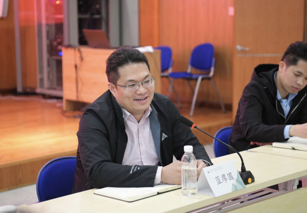 集團公司黨委副書(shū)記、紀委書(shū)記藍廖國書(shū)記發(fā)言.jpg