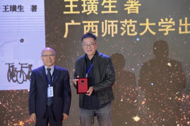 圖片40_副本.jpg 圖片40_副本.jpg