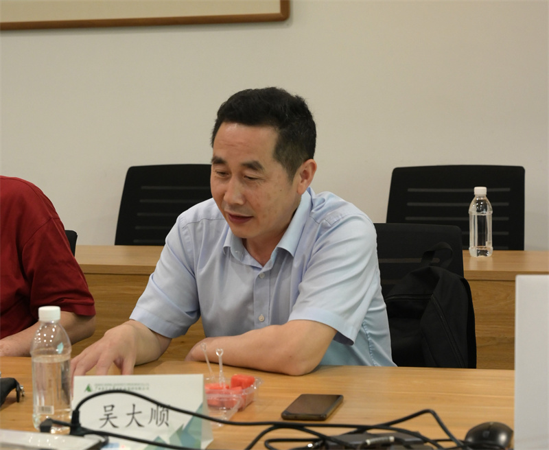 廣西師范大學(xué)文學(xué)院教授吳大順發(fā)言.jpg 廣西師范大學(xué)文學(xué)院教授吳大順發(fā)言.jpg