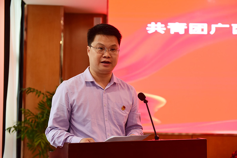 校團委副書(shū)記（主持工作）、學(xué)工部（處）副部（處）長(cháng)陳國華致辭.JPG