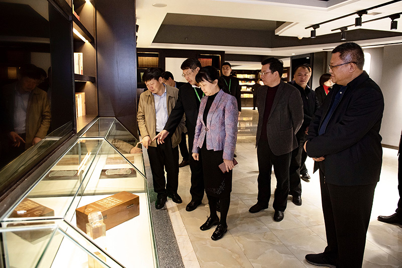 1552610203103392.jpg FullSizeRender.jpg