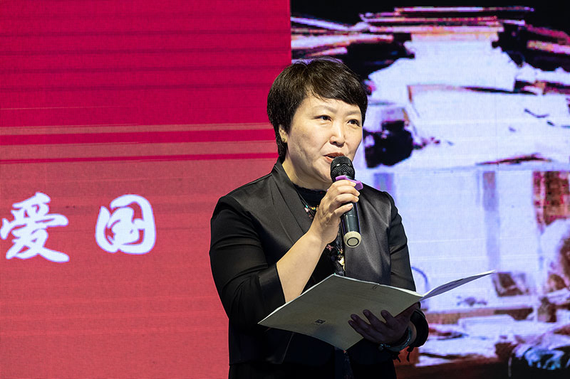 聯(lián)盟閱讀導師劉惠副教授朗誦季羨林《滄桑閱盡話(huà)愛(ài)國》 黃珊虎 攝.jpg