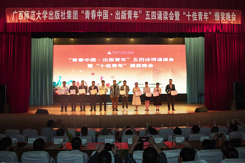 1557802240948463.jpg DSC_6207.jpg