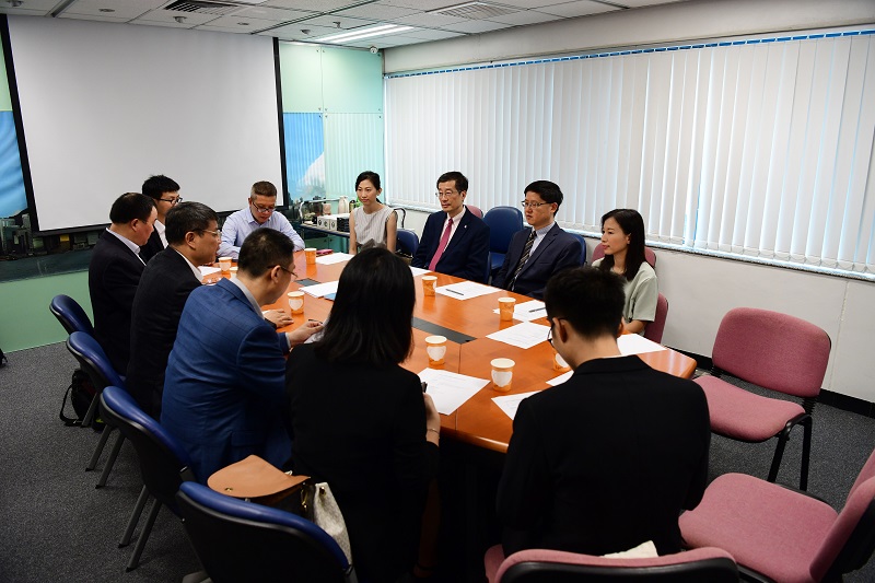 1563526160105853.jpg 4座談會(huì )現場(chǎng).jpg