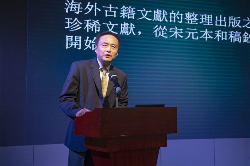 美國加州大學(xué)伯克利分校東亞圖書(shū)館館長(cháng)、大學(xué)圖書(shū)館副館長(cháng)周欣平（李顯楊 攝）.jpg