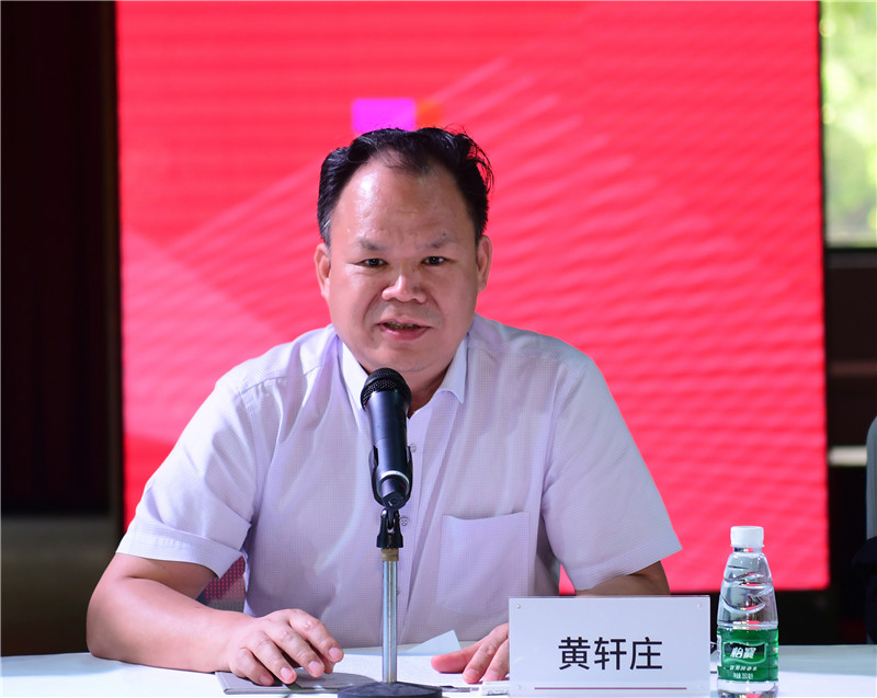 4廣西師范大學(xué)出版社集團黨委書(shū)記、董事長(cháng) 黃軒莊致辭2（秦念 攝）.JPG